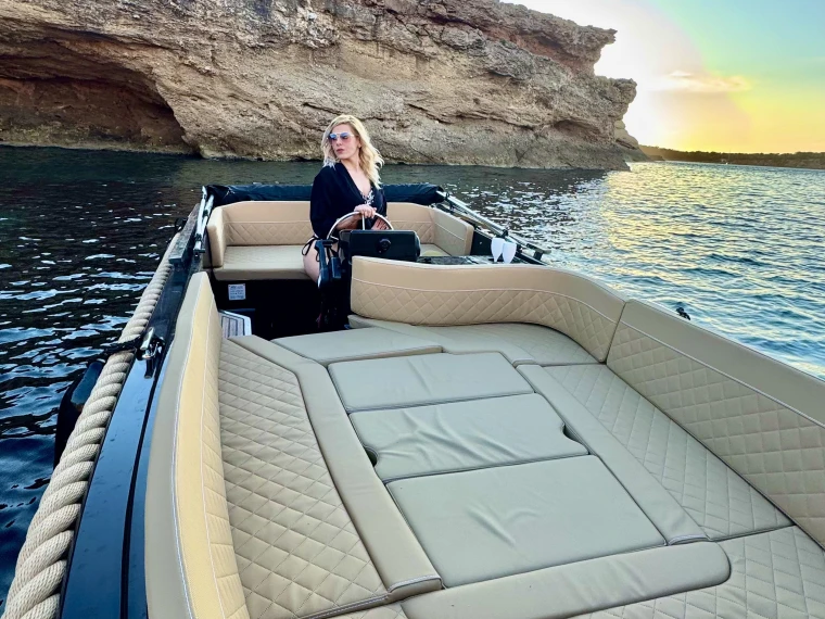 Huur een Silent Yachts 525 in Sant Antoni de Portmany