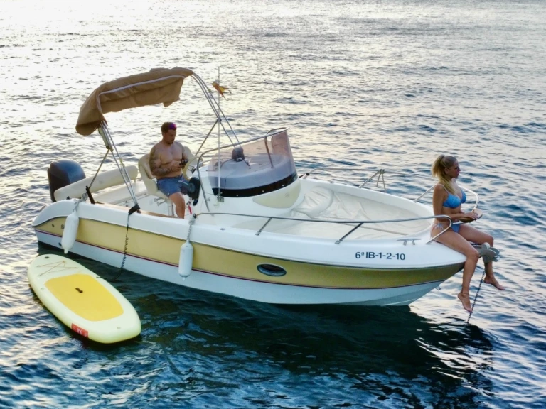 Bootverhuur ASTUS BOATS 22 in Sant Antoni de Portmany via SamBoat