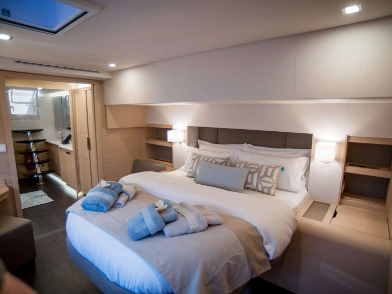 Huur Catamaran met of zonder schipper Fountaine Pajot in Piraeus