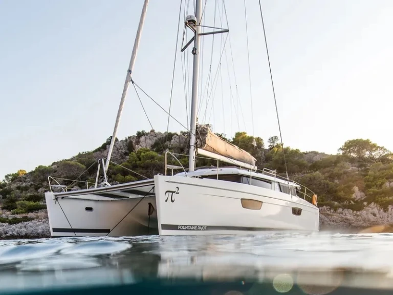 Verhuur Catamaran Fountaine Pajot met vaarbewijs