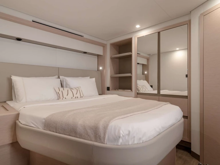 Fountaine Pajot Fountaine Pajot Power 80 (6 cab) te huur van particulier of professional in Álimos