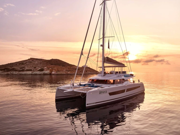 Huur een Fountaine Pajot Fountaine Pajot Alegria 67 (5 cab) in Néa Péramos