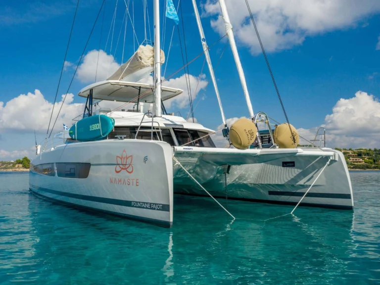 Huur een Fountaine Pajot Fountaine Pajot Samana 59 (4 cab) in Piraeus
