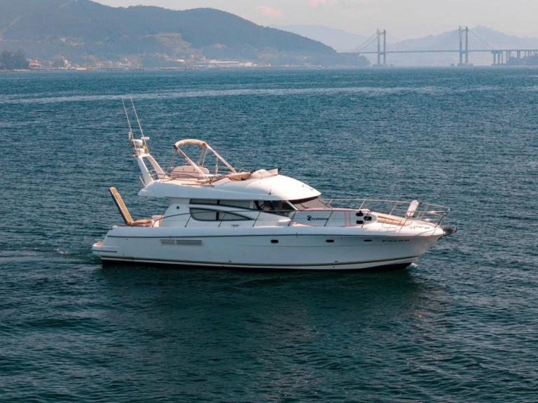 Jeanneau Prestige 460 Fly te huur van particulier of professional in Vigo
