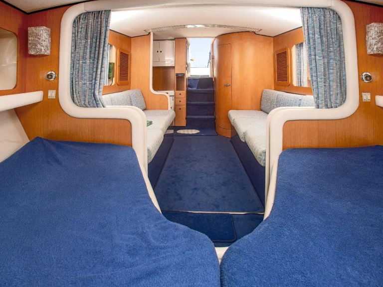 Bootverhuur Riva Bravo 38 special in Porto Pozzo via SamBoat
