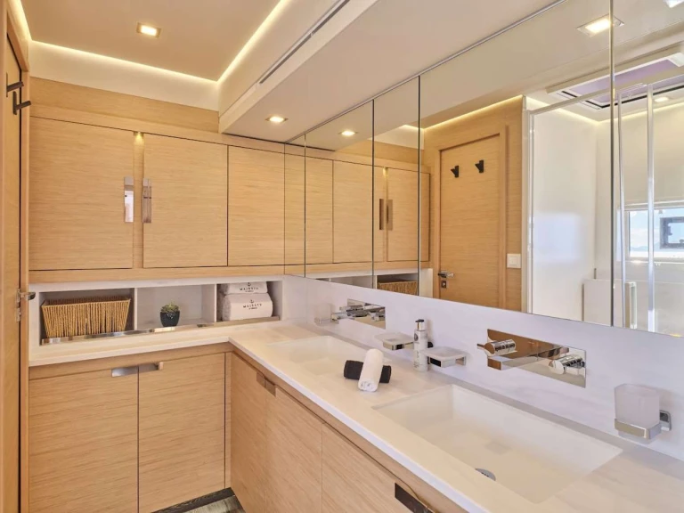 Huur Jacht met of zonder schipper Fountaine Pajot in Néa Péramos