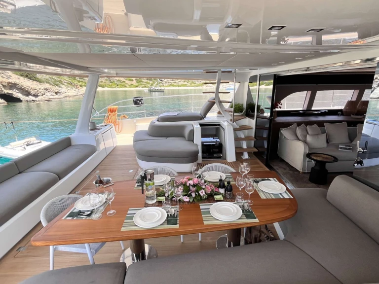 Verhuur Jacht in Kallithea - Lagoon Lagoon Seventy 8 (3 cab)