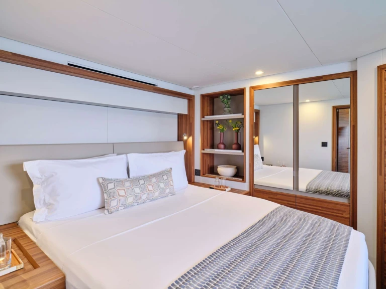 Huur een Fountaine Pajot Fountaine Pajot Thira 80 in Néa Péramos
