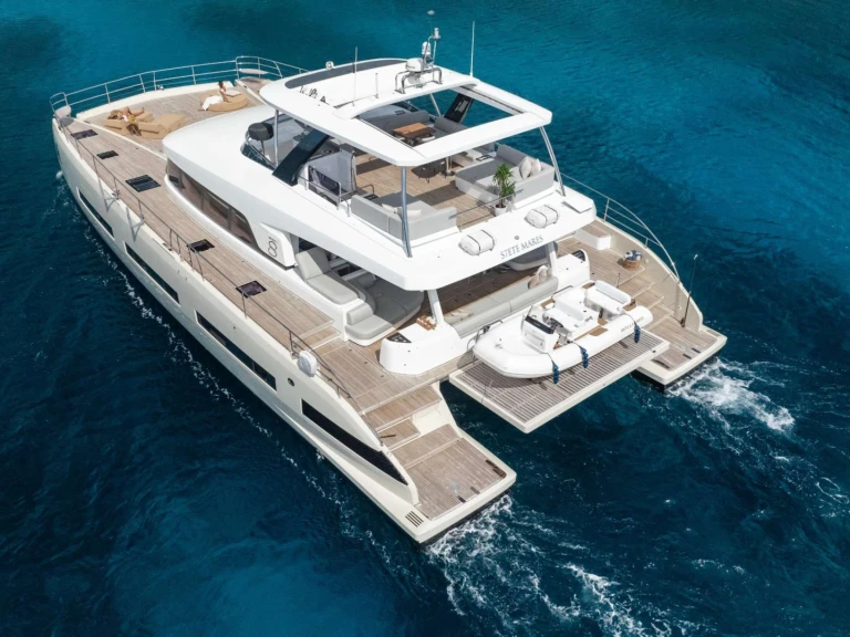 Bootverhuur Olbia goedkoop Lagoon Seventy 8 (4 cab)