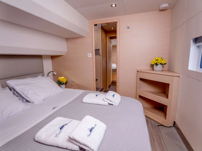 Fountaine Pajot Fountaine Pajot MY 44 te huur van particulier of professional in Néa Péramos
