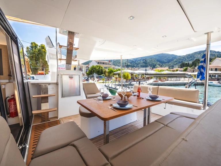 Verhuur Catamaran in Fiskárdo - Fountaine Pajot FP 41