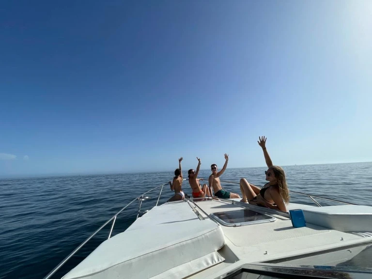 Bootverhuur Glastron Riviera 350 IV in Marbella via SamBoat