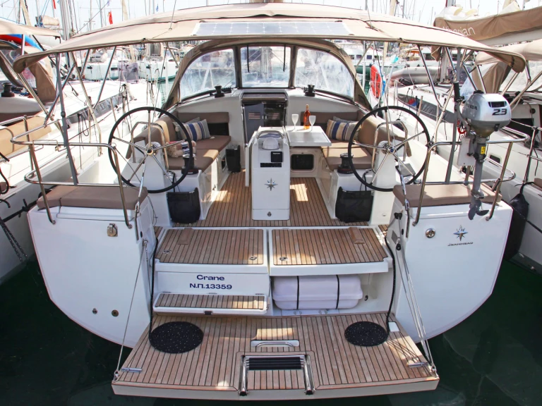 Huur een Jeanneau Sun Odyssey 440 in Préveza