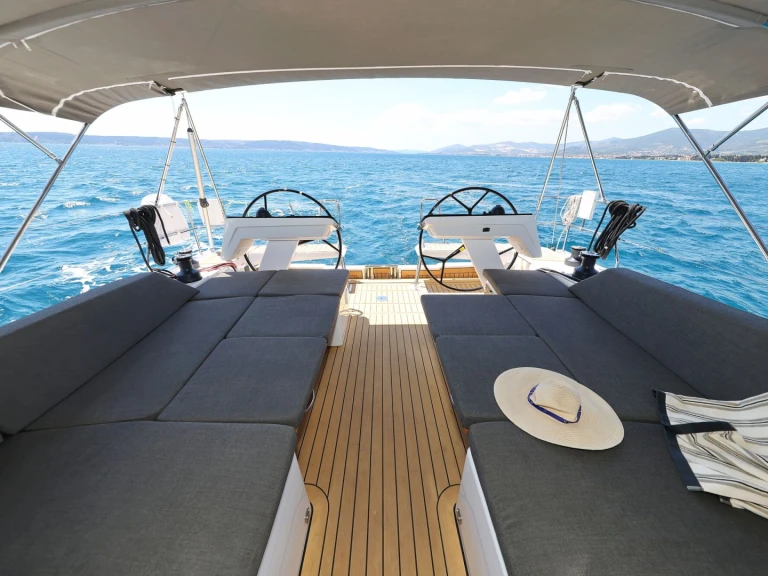 Huur Zeilboot met of zonder schipper Hanse in Šibenik