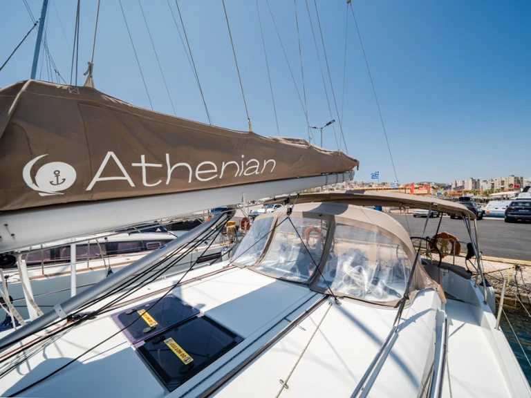 Zeilboot te huur in Rhodes (City) voor de beste prijs