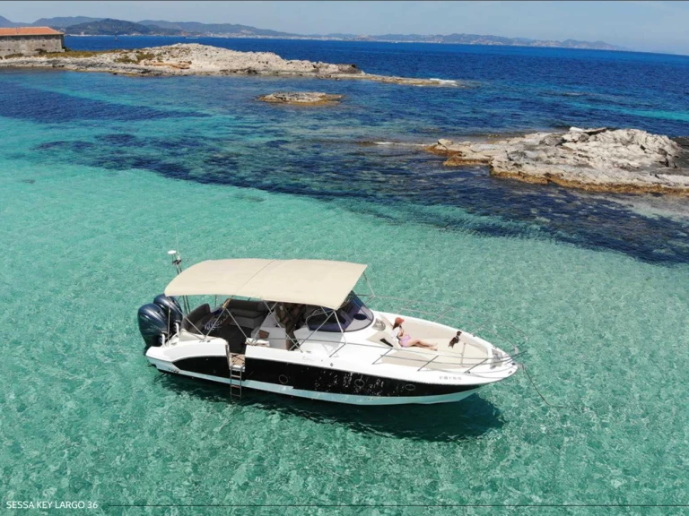 Huur Motorboot met of zonder schipper Sessa Marine in Ibiza Town