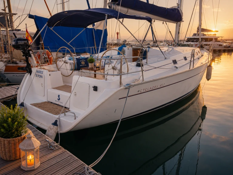 Verhuur Zeilboot in Port d'Alicante - Bénéteau Cyclades 43.3