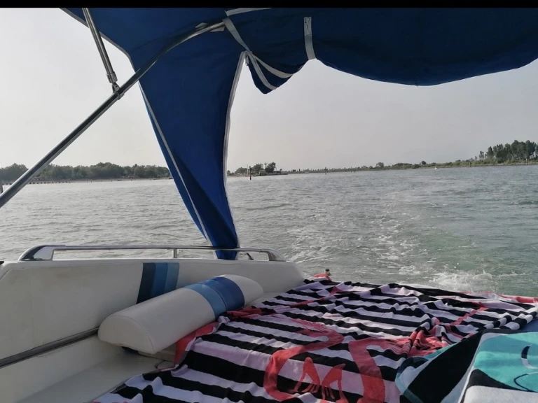 Verhuur Motorboot Acquaviva met vaarbewijs