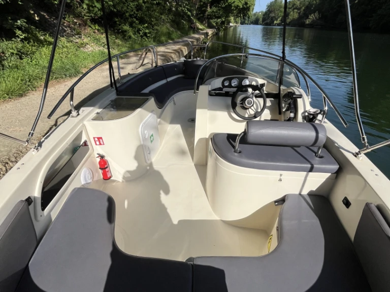 Huur een Eolo Eolo 590 Open in Nogent-sur-Marne