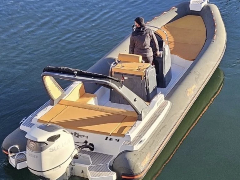 Huur een Altamarea Wave 27 in Cannes
