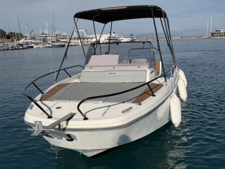 Bootverhuur Bénéteau Flyer 7 SUNdeck in Antibes via SamBoat