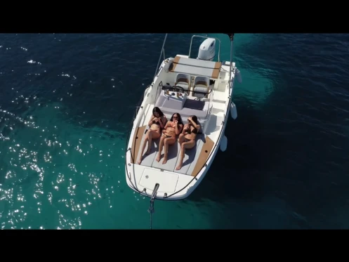 Huur Motorboot met of zonder schipper Bénéteau in Antibes