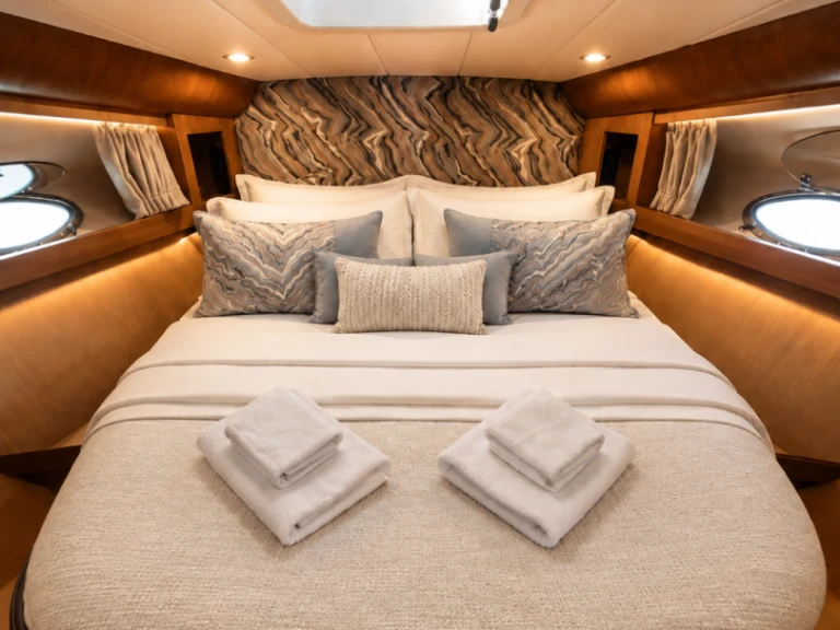 Verhuur Motorboot cherokee met vaarbewijs
