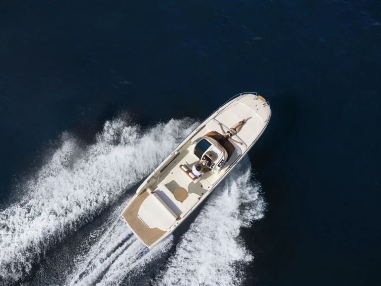 Huur Motorboot met of zonder schipper Invictus  in Monaco