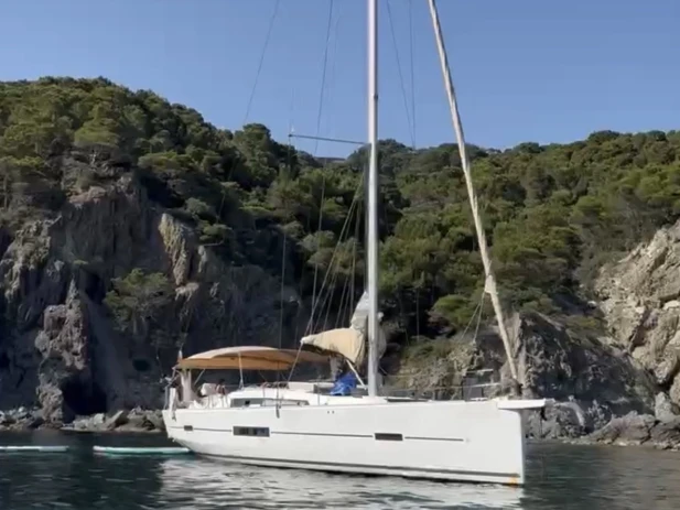 Bootverhuur Dufour Dufour 520 Grand Large in La Seyne-sur-Mer via SamBoat