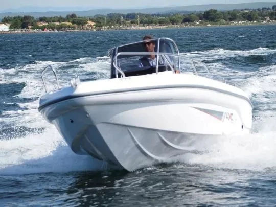 Ranieri Open Voyager 19 te huur van particulier of professional in Bénodet
