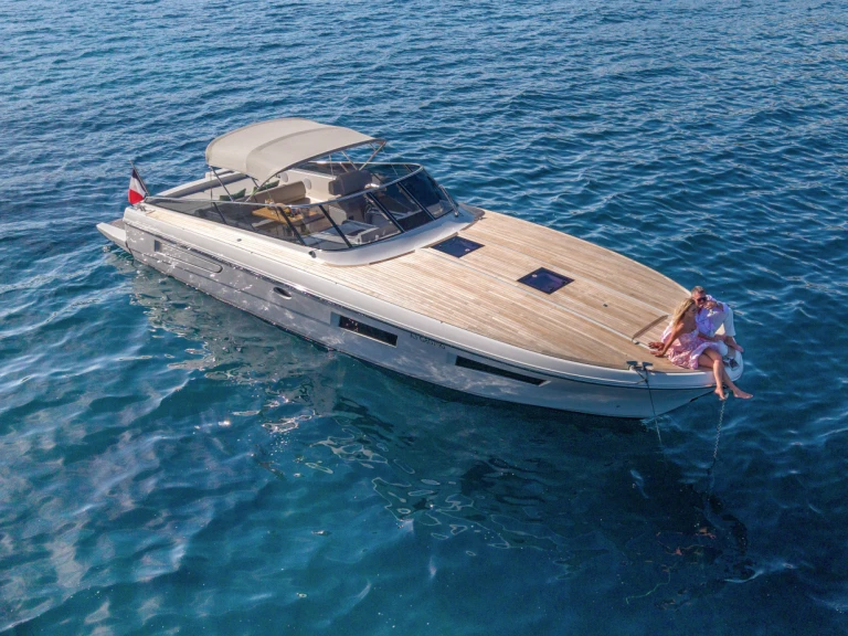 Verhuur Motorboot in Cannes - Itama Itama 45