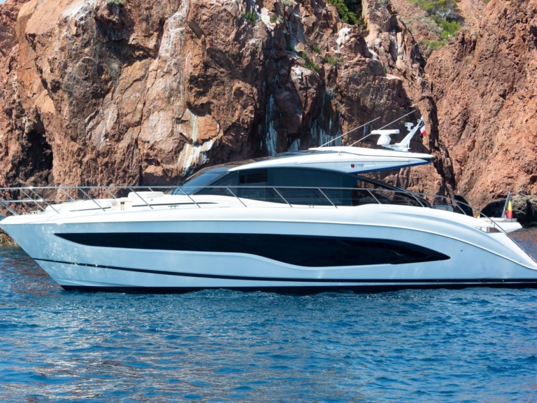 Huur Motorboot met of zonder schipper Princess in Saint-Raphaël