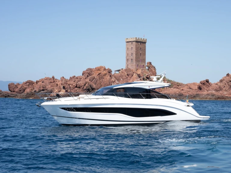 Jachthuur in Port de Saint Tropez - Princess Princess V55 via SamBoat