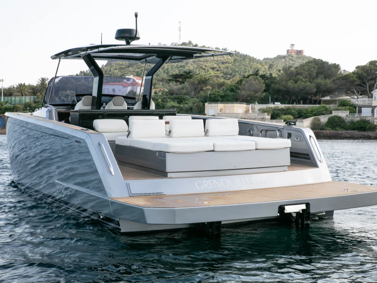 Jachthuur in Saint-Raphaël - Pardo Yachts Pardo 43 via SamBoat