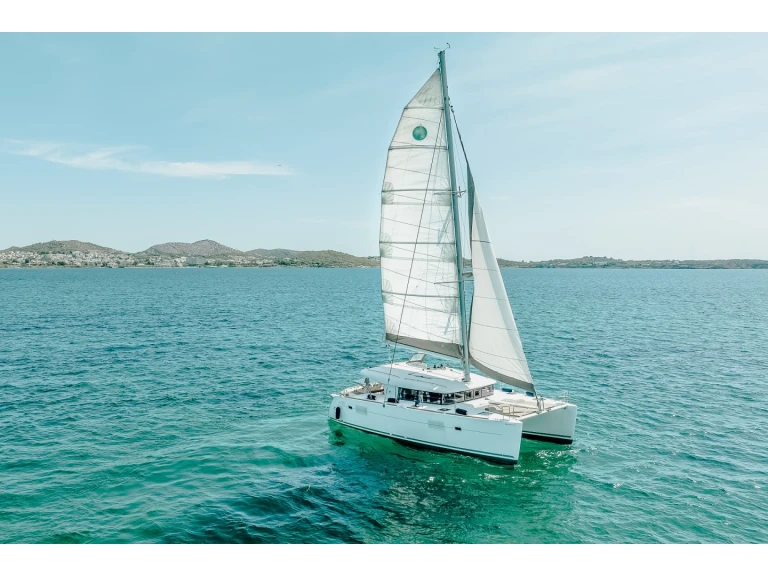 Bootverhuur Lagoon Lagoon 400 S2 in Álimos via SamBoat