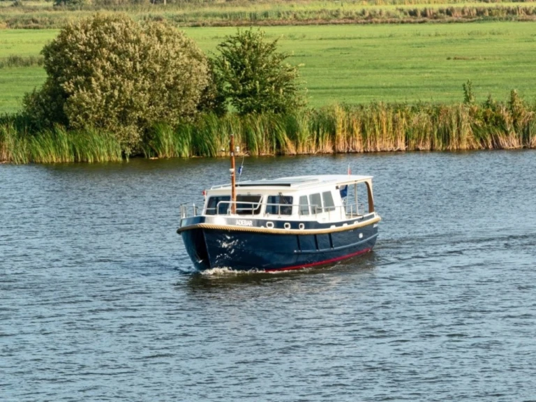 Verhuur Motorboot in Akkrum - Brandaris Barkas 1100