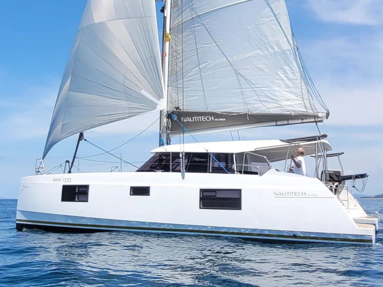 Catamaran te huur in Rogoznica voor de beste prijs