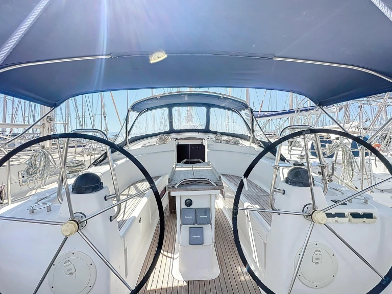 Bootverhuur Álimos goedkoop Bavaria 42