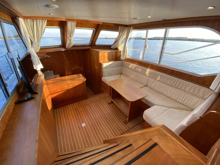 Verhuur Motorboot  met vaarbewijs