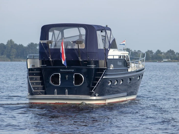 Motorboot te huur in Akkrum voor de beste prijs