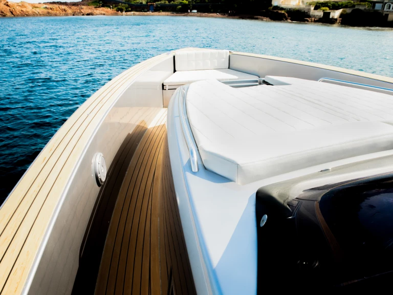 Huur Motorboot met of zonder schipper Pardo Yachts in Saint-Tropez