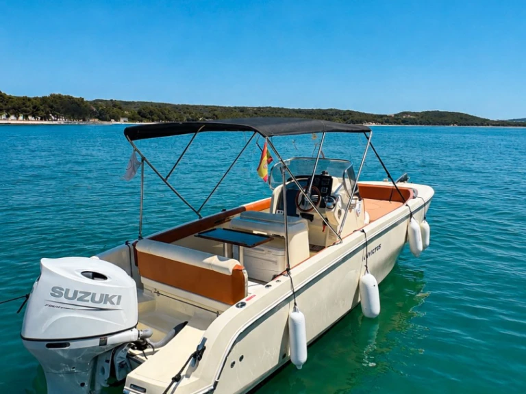 Verhuur Motorboot in Mahón - Invictus  Invictus 240 FX