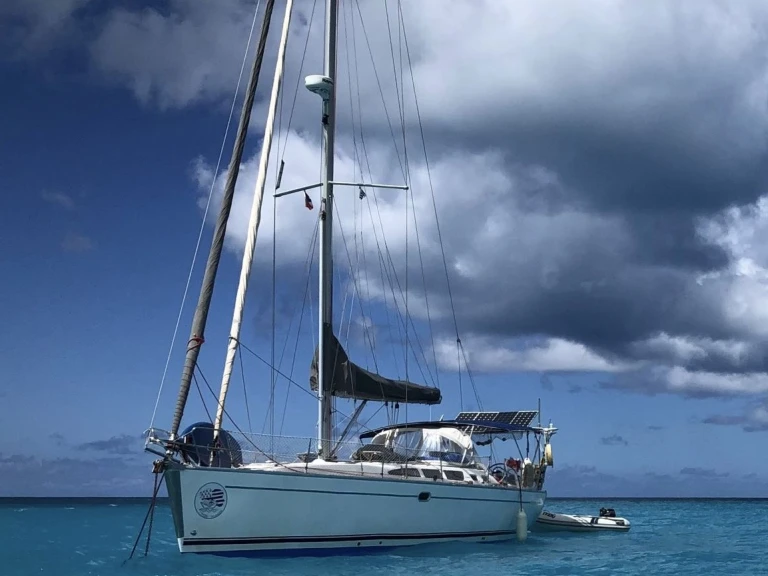 Huur een Jeanneau Sun Odyssey 43 in Larmor-Plage
