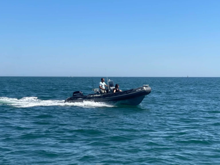 RIB te huur in Les Sables-d'Olonne voor de beste prijs