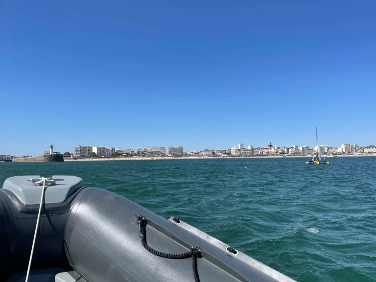 3D Tender 3D Tender 589 te huur van particulier of professional in Les Sables-d'Olonne