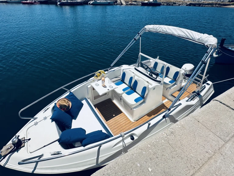 Verhuur Motorboot in Carro - Quicksilver Quicksilver 505 Commander