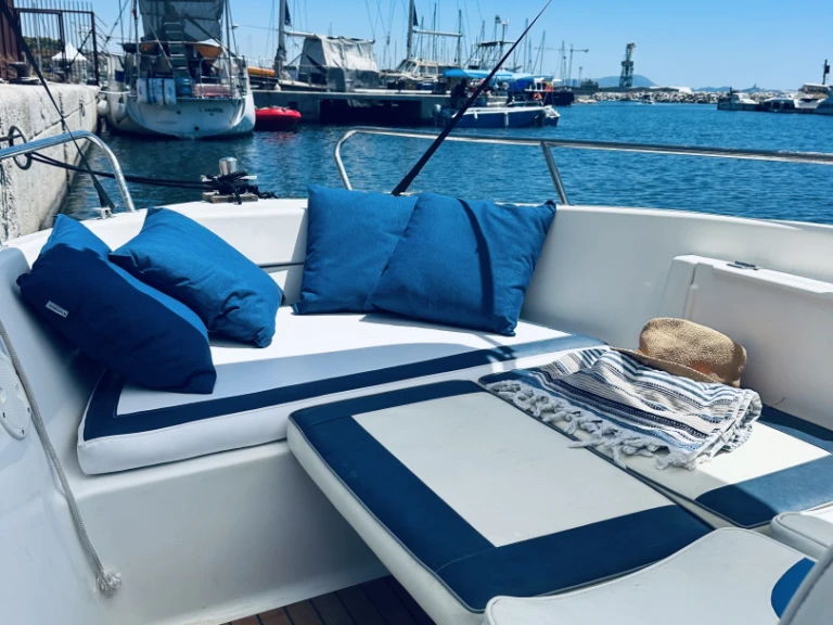 Bootverhuur Quicksilver Quicksilver 505 Commander in Carro via SamBoat