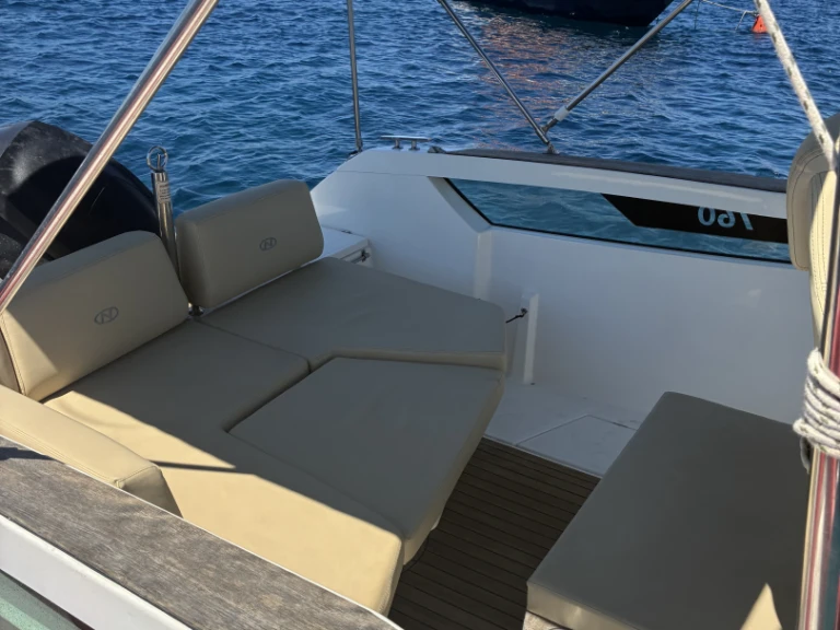 Motorboot te huur in Mahón voor de beste prijs