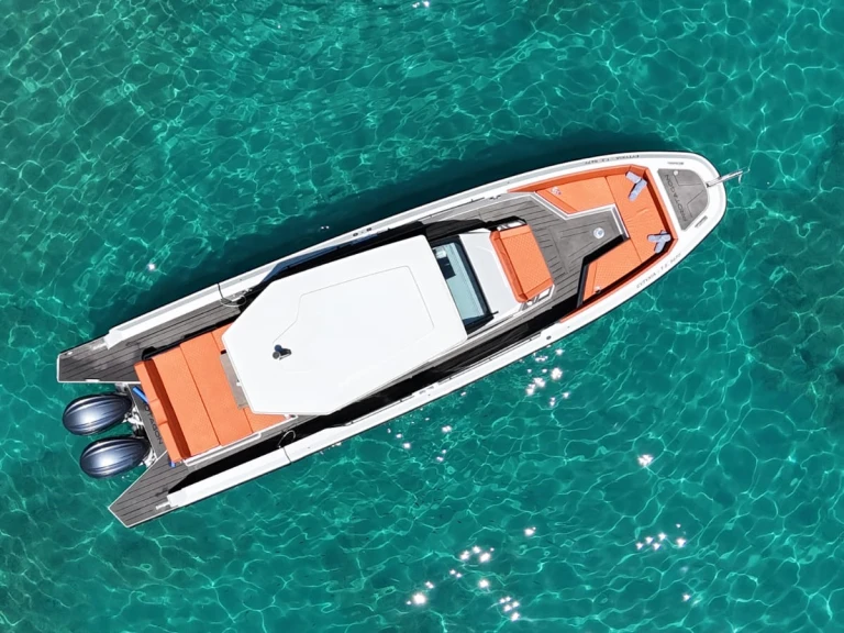 Huur een Protagon 33 in Zakynthos