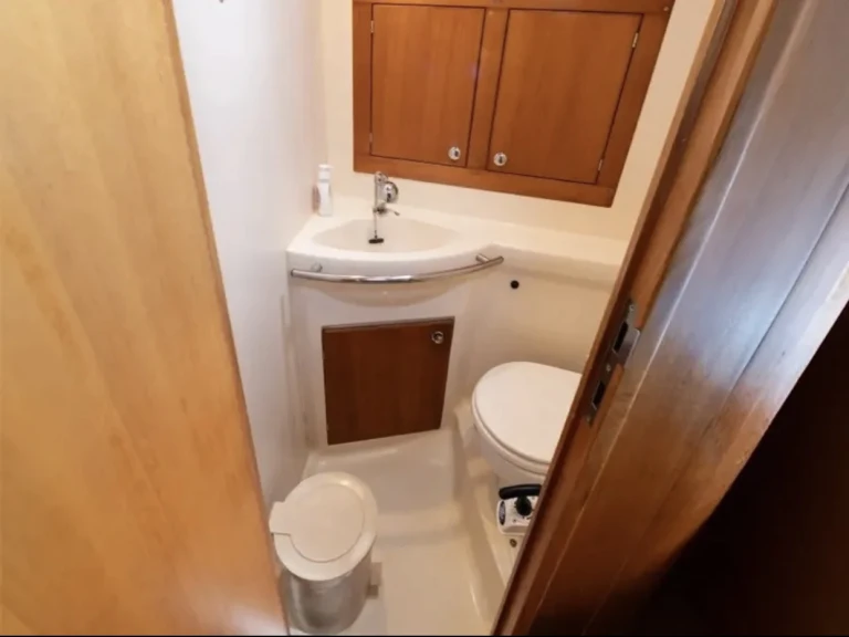 Elan Impression 384 te huur van particulier of professional in Préveza